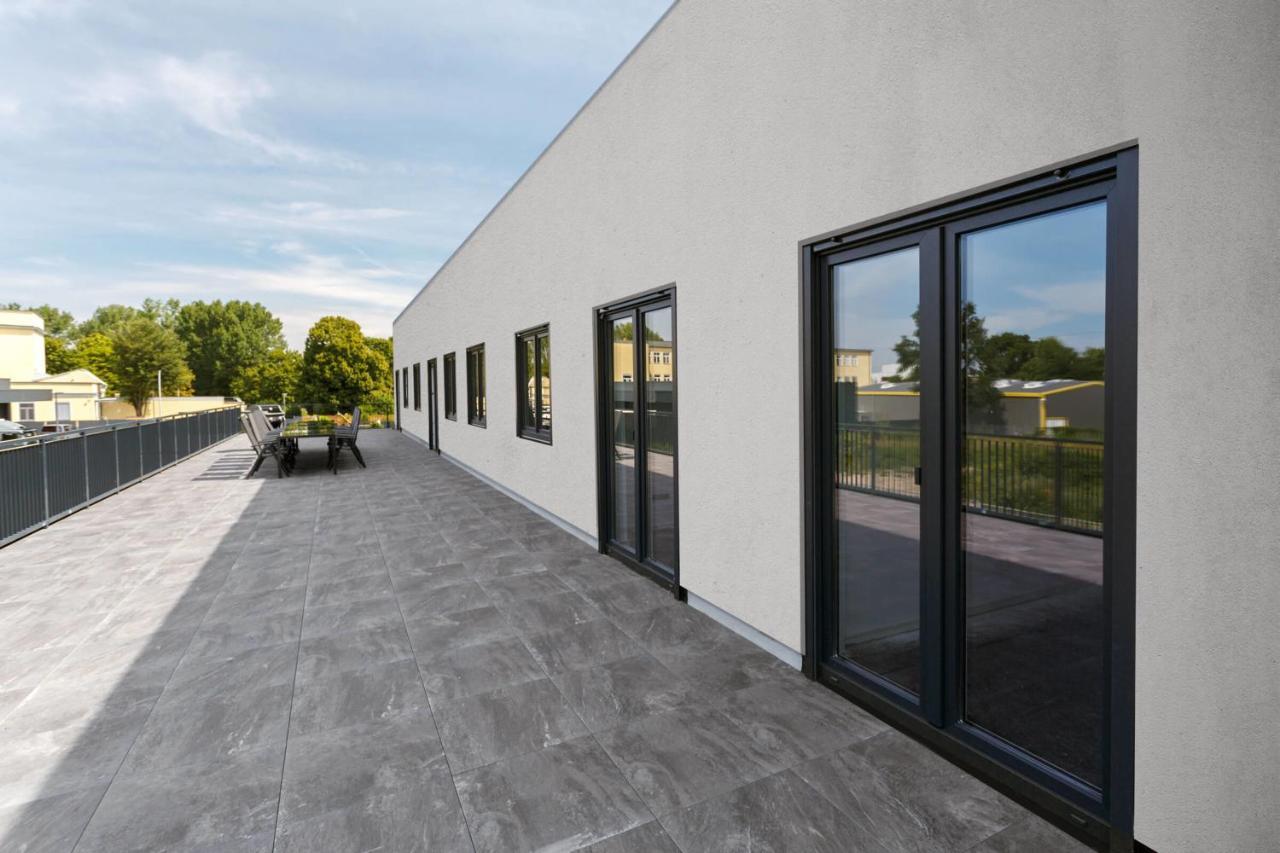 Monteurzimmer Berlin Pankow Mit Dachterrasse - Nur 10 Min. Von Der A10 - 3 Zimmer/ 7 Betten Екстериор снимка