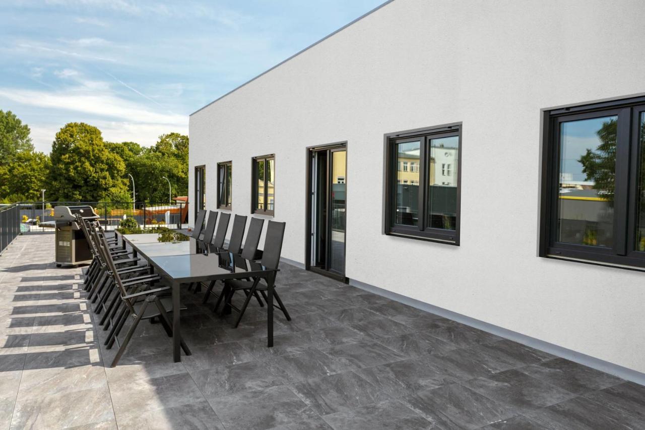 Monteurzimmer Berlin Pankow Mit Dachterrasse - Nur 10 Min. Von Der A10 - 3 Zimmer/ 7 Betten Екстериор снимка